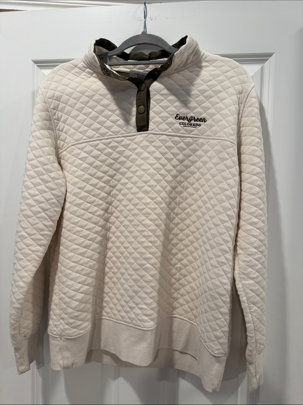 Quilted Snap Pullover in Cream Large